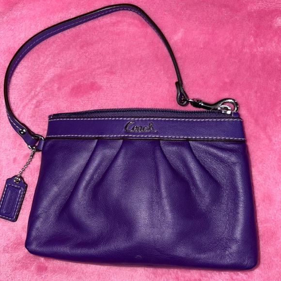 Coach Purple Wristlet Clutch - Picture 1 of 5